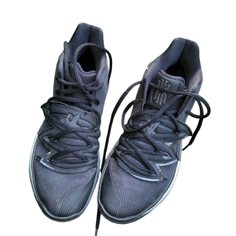Nike Sneakers shoes size US 8.5 black
